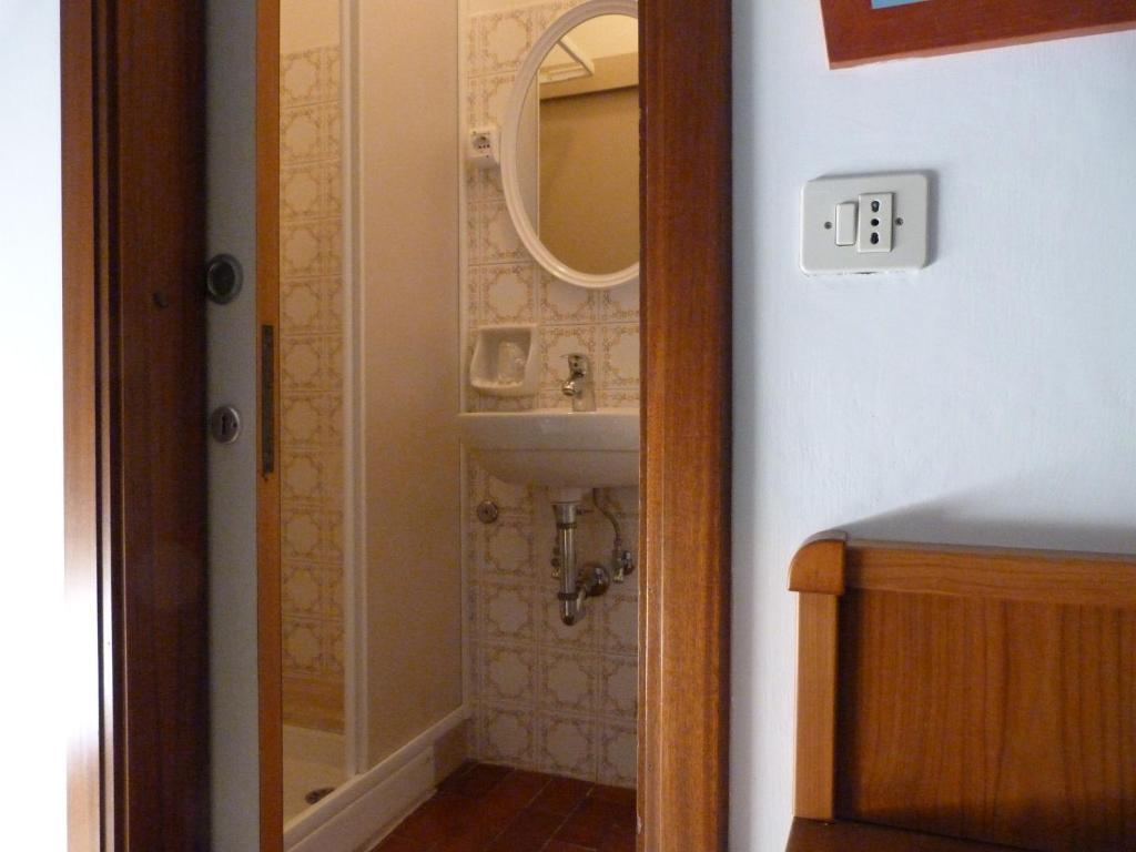 Hotel Bologna Σαν Μπενεντέτο ντελ Τρόντο Δωμάτιο φωτογραφία