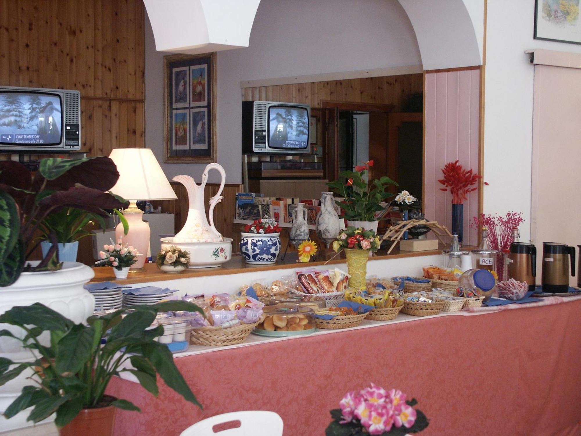 Hotel Bologna Σαν Μπενεντέτο ντελ Τρόντο Εξωτερικό φωτογραφία