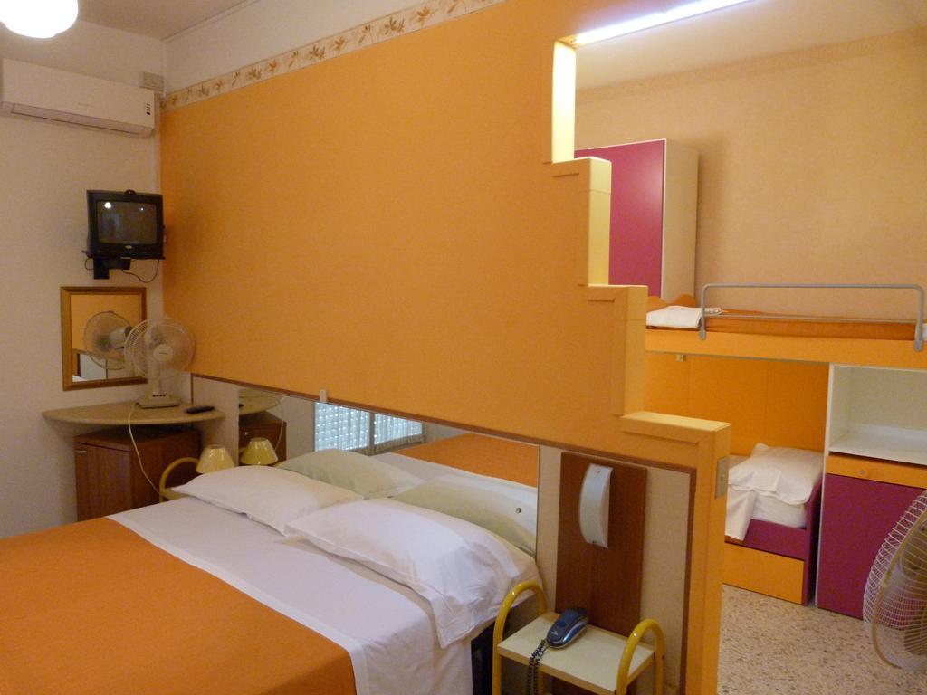 Hotel Bologna Σαν Μπενεντέτο ντελ Τρόντο Εξωτερικό φωτογραφία